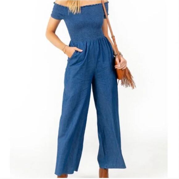 Francesca’s Blue Rain Ellison Jumpsuit Chambray Smocked Wide Leg Denim Medium - Picture 3 of 11
